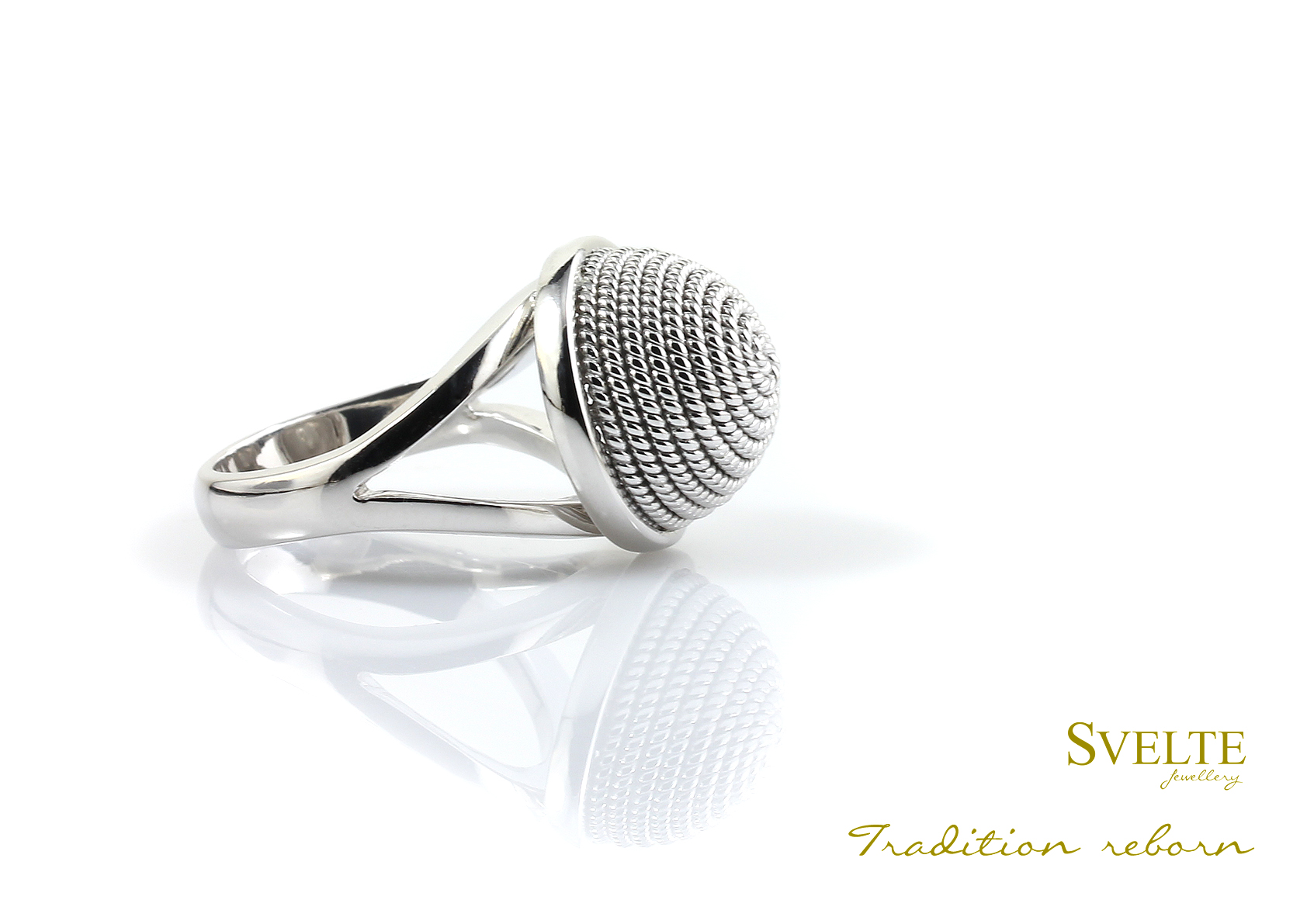 PETITE White Gold SWIRL RING